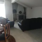 Pinheirinhos - Quinta De Sao Caetano Farma Carapito