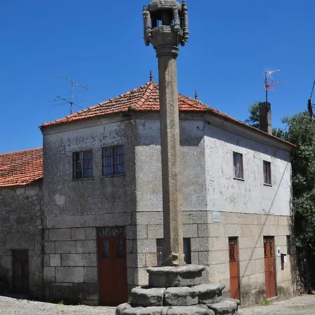 Pinheirinhos - Quinta De Sao Caetano Farm stay Carapito
