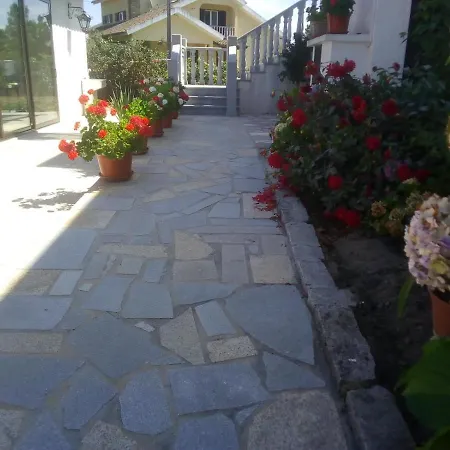 Pinheirinhos - Quinta De Sao Caetano Farm stay *