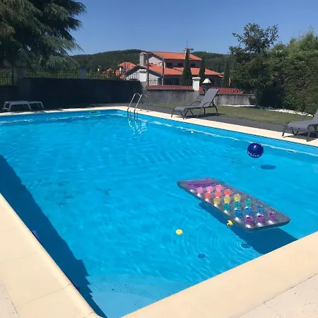 Lantgård Pinheirinhos - Quinta De Sao Caetano Carapito