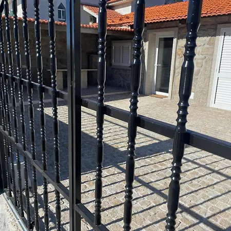 Pinheirinhos - Quinta De Sao Caetano Carapito