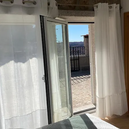Pinheirinhos - Quinta De Sao Caetano Lantgård